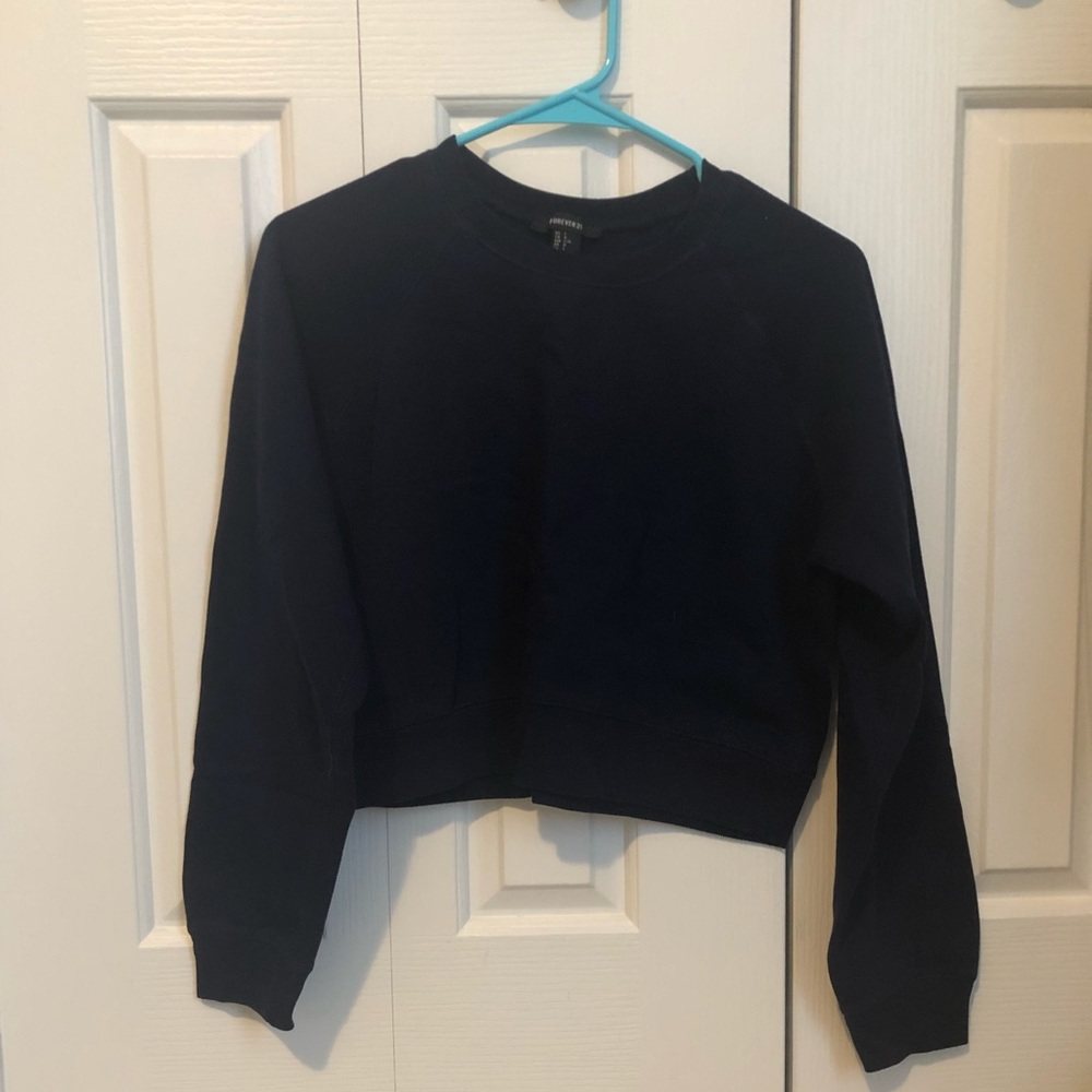 Forever 21 cropped crew neck sweatshirt